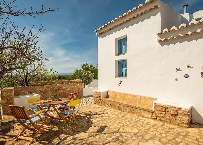 Villa Monte Algarvio - Private Heated Pool - Wifi