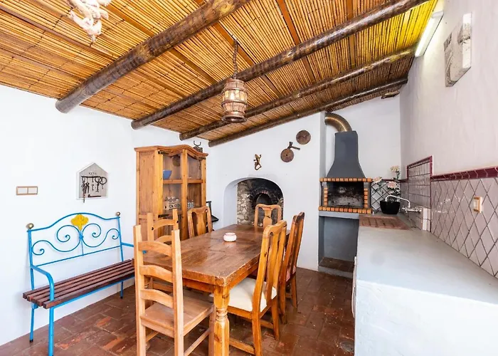 Villa Monte Algarvio - Private Heated Pool - Wifi